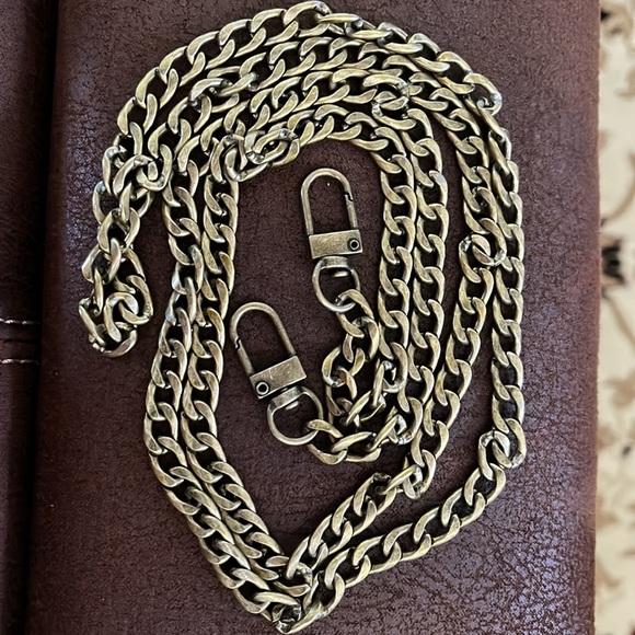 New 47” Purse/Wallet Chain or Replacement in Classic Gold Metal - Picture 10 of 13